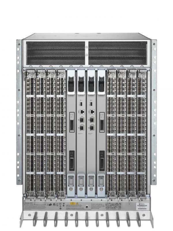 AK857B - HP StorageWorks 16 x Ports DC SAN BackBone Director Switch