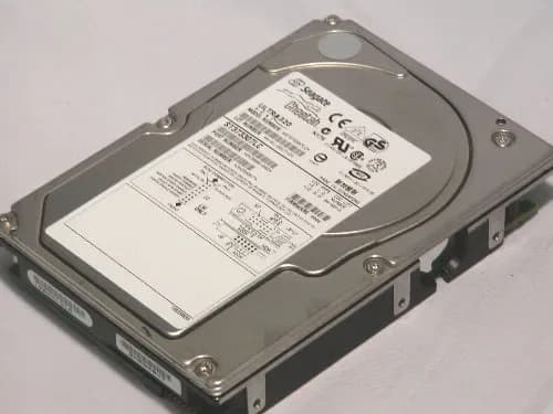 ST373307LC - Seagate 73GB 10000RPM SCSI 320MB/s 3.5-in Hard Drive