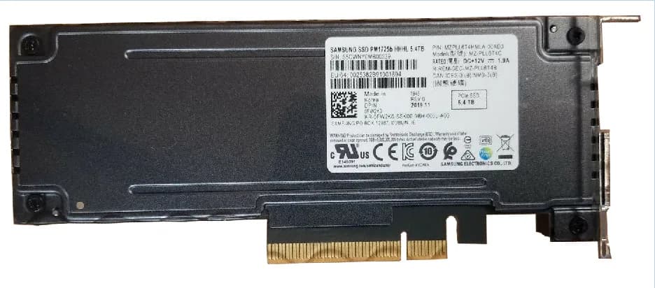 Samsung MZ-PLL6T4C 6.4TB PCIe NVMe 3.0 x8 Add in Card SSD