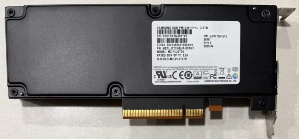 Samsung MZPLJ3T2HBJR-000H3 3.2TB PCIe 4.0 x8 NVMe HHHL SSD