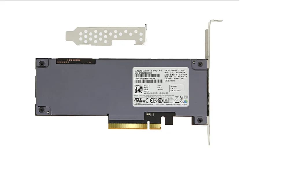 MZPLK6T4HCJL-000D3 - Samsung Samsung 6.4TB PCI Express3.0 NVMe SSD