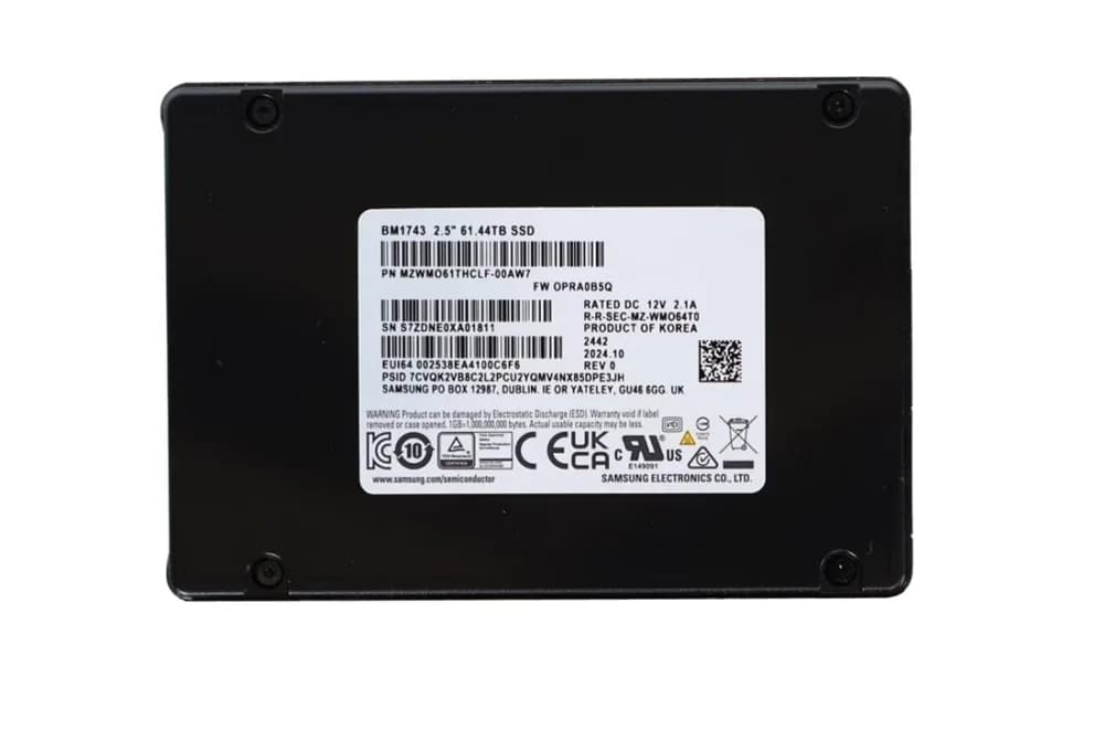 MZWMO61THCLF-00AW7 - Samsung 61.44TB PCIe 2.5-inch Solid State Drive