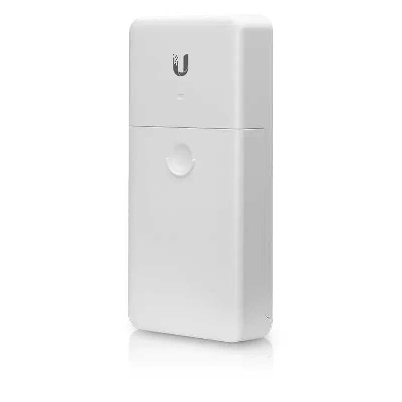 N-SW - Ubiquiti NanoSwitch 4-Ports PoE RJ-45 Passthrough Switch